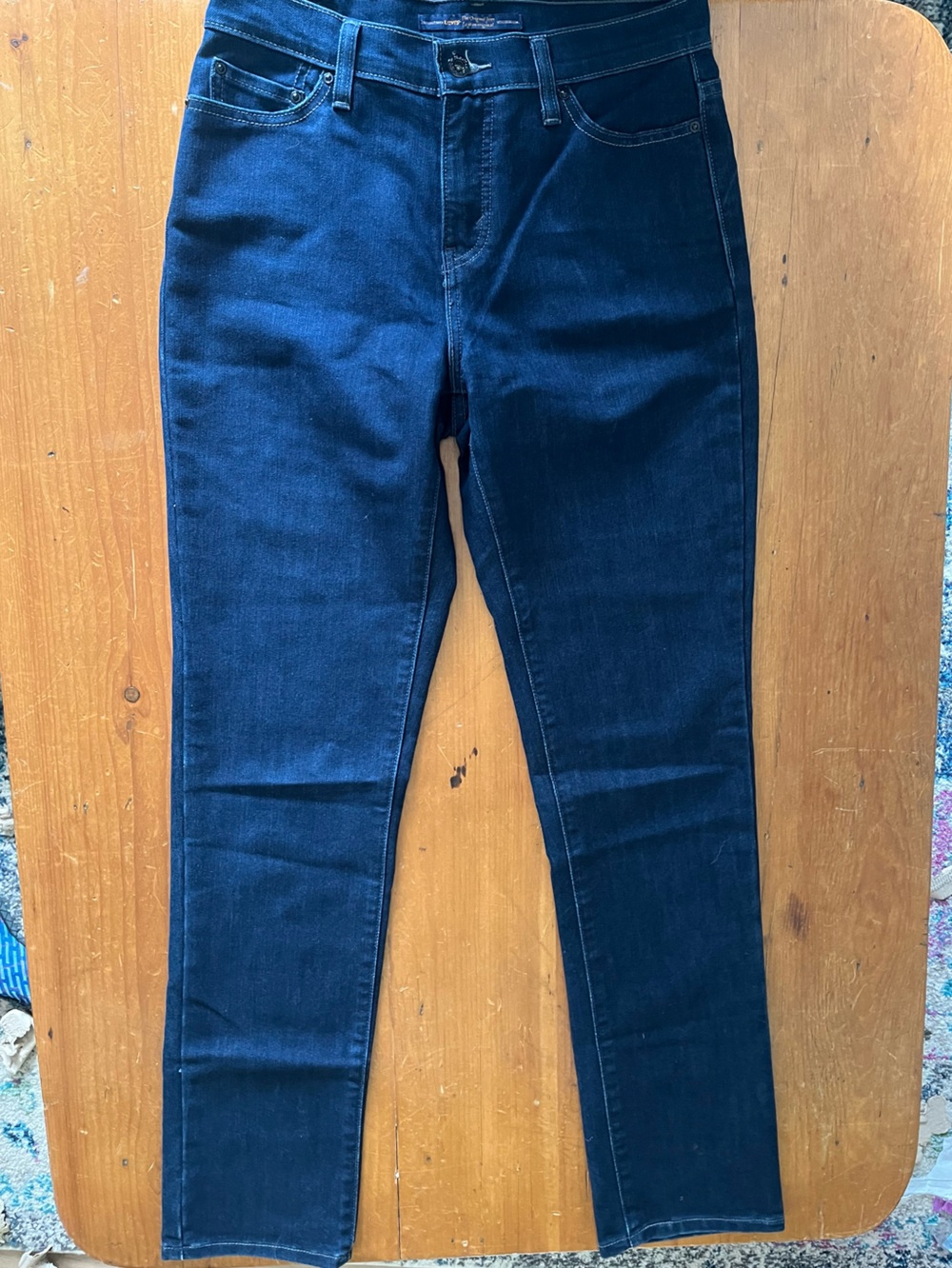 Levi’s The Original Jean Perfectly Slimming 512 Straight Leg Dark Wash Denim